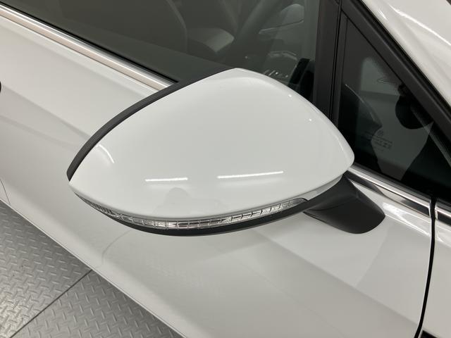 ＶＷ ゴルフヴァリアントｅＴＳＩ　スタイルプッシュスタート　電動パーキングブレーキ　オートブレーキホールド　アダプティブクルーズコントロール　パーキングアシスト　アイドリングストップ　運転席・助手席シートヒーター　ステアリングヒーター　２ＷＤ（愛媛県）の中古車