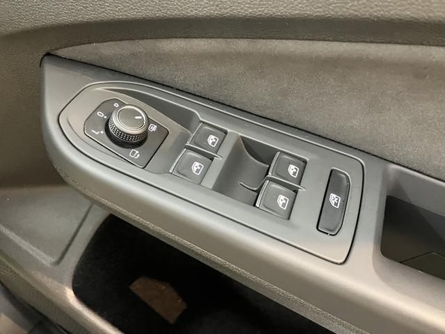 ＶＷ ゴルフヴァリアントｅＴＳＩ　スタイルプッシュスタート　電動パーキングブレーキ　オートブレーキホールド　アダプティブクルーズコントロール　パーキングアシスト　アイドリングストップ　運転席・助手席シートヒーター　ステアリングヒーター　２ＷＤ（愛媛県）の中古車