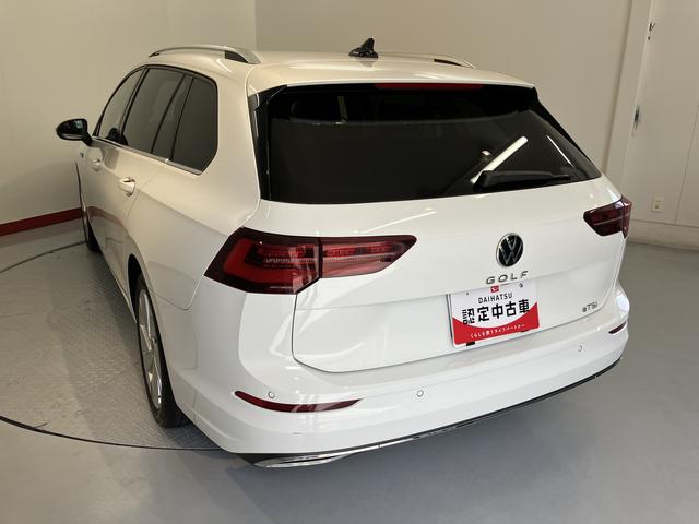 ＶＷ ゴルフヴァリアントｅＴＳＩ　スタイルプッシュスタート　電動パーキングブレーキ　オートブレーキホールド　アダプティブクルーズコントロール　パーキングアシスト　アイドリングストップ　運転席・助手席シートヒーター　ステアリングヒーター　２ＷＤ（愛媛県）の中古車