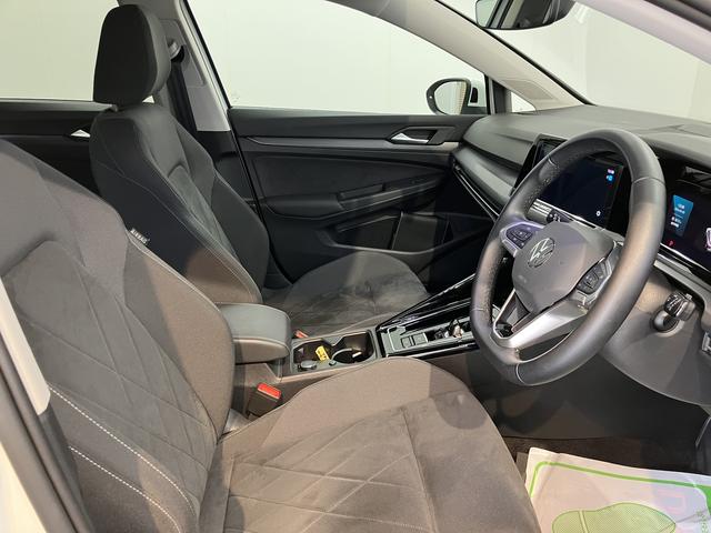 ＶＷ ゴルフヴァリアントｅＴＳＩ　スタイルプッシュスタート　電動パーキングブレーキ　オートブレーキホールド　アダプティブクルーズコントロール　パーキングアシスト　アイドリングストップ　運転席・助手席シートヒーター　ステアリングヒーター　２ＷＤ（愛媛県）の中古車