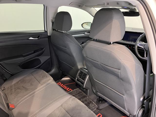 ＶＷ ゴルフヴァリアントｅＴＳＩ　スタイルプッシュスタート　電動パーキングブレーキ　オートブレーキホールド　アダプティブクルーズコントロール　パーキングアシスト　アイドリングストップ　運転席・助手席シートヒーター　ステアリングヒーター　２ＷＤ（愛媛県）の中古車