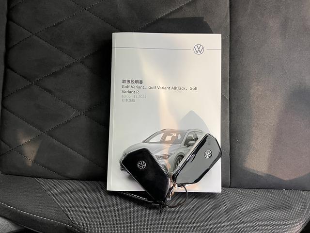 ＶＷ ゴルフヴァリアントｅＴＳＩ　スタイルプッシュスタート　電動パーキングブレーキ　オートブレーキホールド　アダプティブクルーズコントロール　パーキングアシスト　アイドリングストップ　運転席・助手席シートヒーター　ステアリングヒーター　２ＷＤ（愛媛県）の中古車