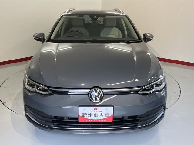 ＶＷ ゴルフヴァリアントｅＴＳＩ　スタイルプッシュスタート　電動パーキングブレーキ　オートブレーキホールド　運転席・助手席シートヒーター　ステアリングヒーター　アイドリングストップ　オートクルーズコントロール　電動リヤゲート　ワイヤレス充電（愛媛県）の中古車