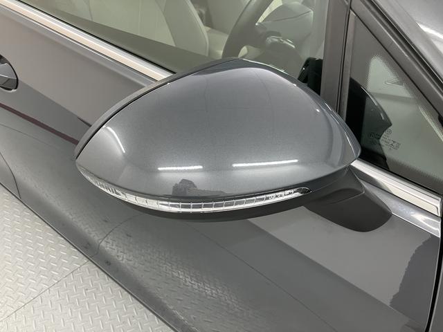 ＶＷ ゴルフヴァリアントｅＴＳＩ　スタイルプッシュスタート　電動パーキングブレーキ　オートブレーキホールド　運転席・助手席シートヒーター　ステアリングヒーター　アイドリングストップ　オートクルーズコントロール　電動リヤゲート　ワイヤレス充電（愛媛県）の中古車