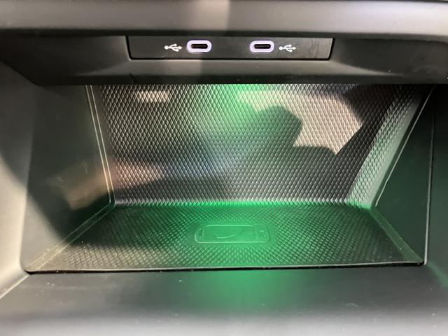 ＶＷ ゴルフヴァリアントｅＴＳＩ　スタイルプッシュスタート　電動パーキングブレーキ　オートブレーキホールド　運転席・助手席シートヒーター　ステアリングヒーター　アイドリングストップ　オートクルーズコントロール　電動リヤゲート　ワイヤレス充電（愛媛県）の中古車