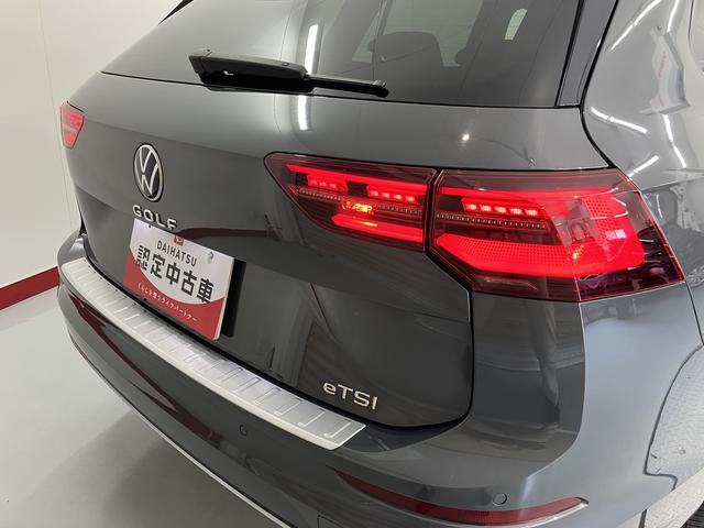ＶＷ ゴルフヴァリアントｅＴＳＩ　スタイルプッシュスタート　電動パーキングブレーキ　オートブレーキホールド　運転席・助手席シートヒーター　ステアリングヒーター　アイドリングストップ　オートクルーズコントロール　電動リヤゲート　ワイヤレス充電（愛媛県）の中古車