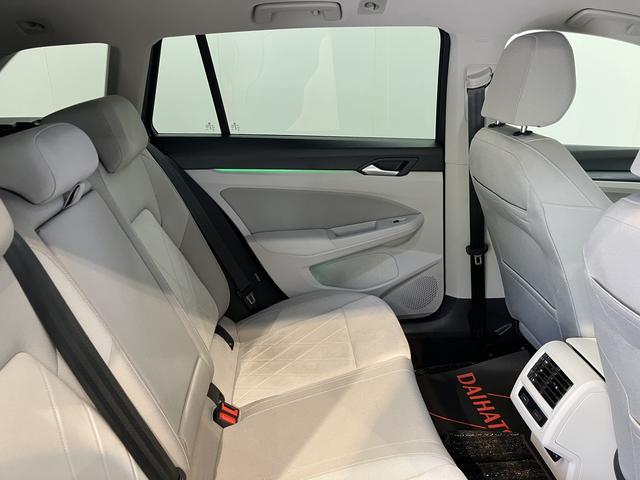 ＶＷ ゴルフヴァリアントｅＴＳＩ　スタイルプッシュスタート　電動パーキングブレーキ　オートブレーキホールド　運転席・助手席シートヒーター　ステアリングヒーター　アイドリングストップ　オートクルーズコントロール　電動リヤゲート　ワイヤレス充電（愛媛県）の中古車