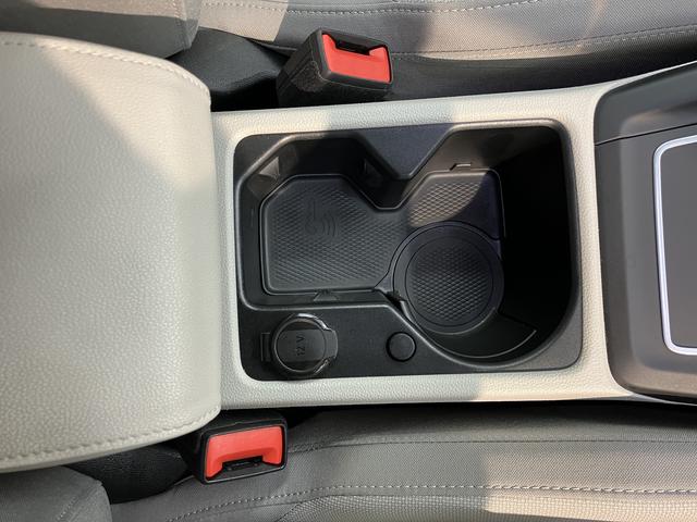 ＶＷ ゴルフヴァリアントｅＴＳＩ　スタイルプッシュスタート　電動パーキングブレーキ　オートブレーキホールド　運転席・助手席シートヒーター　ステアリングヒーター　アイドリングストップ　オートクルーズコントロール　電動リヤゲート　ワイヤレス充電（愛媛県）の中古車