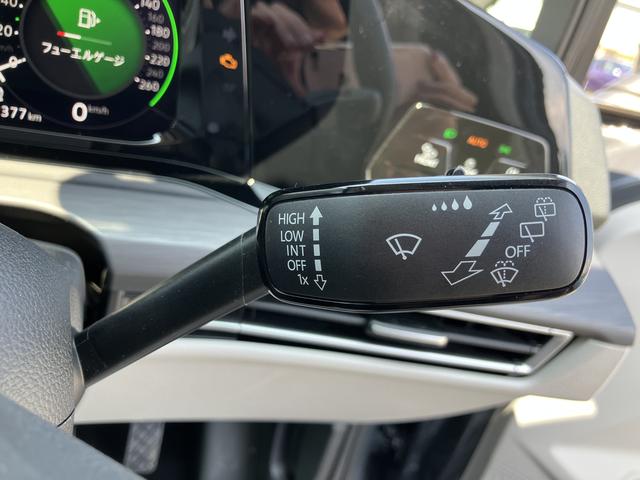 ＶＷ ゴルフヴァリアントｅＴＳＩ　スタイルプッシュスタート　電動パーキングブレーキ　オートブレーキホールド　運転席・助手席シートヒーター　ステアリングヒーター　アイドリングストップ　オートクルーズコントロール　電動リヤゲート　ワイヤレス充電（愛媛県）の中古車