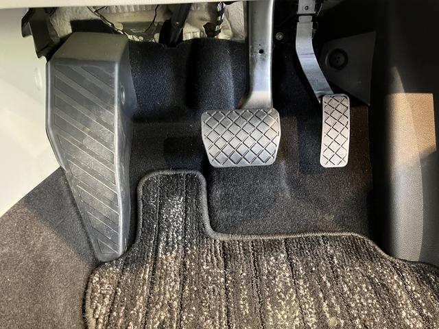 ＶＷ ゴルフヴァリアントｅＴＳＩ　スタイルプッシュスタート　電動パーキングブレーキ　オートブレーキホールド　運転席・助手席シートヒーター　ステアリングヒーター　アイドリングストップ　オートクルーズコントロール　電動リヤゲート　ワイヤレス充電（愛媛県）の中古車