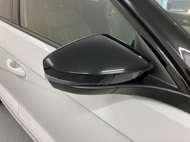 ＶＷ Ｔ−ロックＴＤＩ　４モーション　Ｒライン４ＷＤ　プッシュスタート　電動パーキングブレーキ　オートブレーキホールド　パーキングアシスト　コーナーセンサー　アイドリングストップ　電動リヤゲート　運転席・助手席シートヒーター　ＬＥＤヘッドライト（愛媛県）の中古車