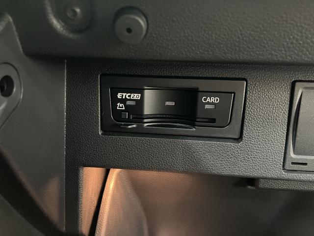 ＶＷ Ｔ−ロックＴＤＩ　４モーション　Ｒライン４ＷＤ　プッシュスタート　電動パーキングブレーキ　オートブレーキホールド　パーキングアシスト　コーナーセンサー　アイドリングストップ　電動リヤゲート　運転席・助手席シートヒーター　ＬＥＤヘッドライト（愛媛県）の中古車