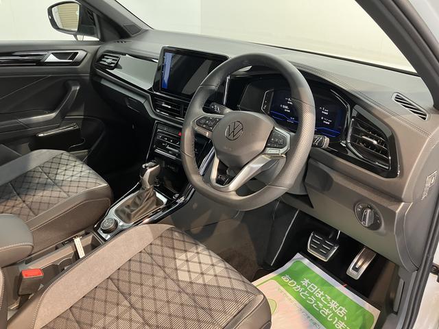 ＶＷ Ｔ−ロックＴＤＩ　４モーション　Ｒライン４ＷＤ　プッシュスタート　電動パーキングブレーキ　オートブレーキホールド　パーキングアシスト　コーナーセンサー　アイドリングストップ　電動リヤゲート　運転席・助手席シートヒーター　ＬＥＤヘッドライト（愛媛県）の中古車