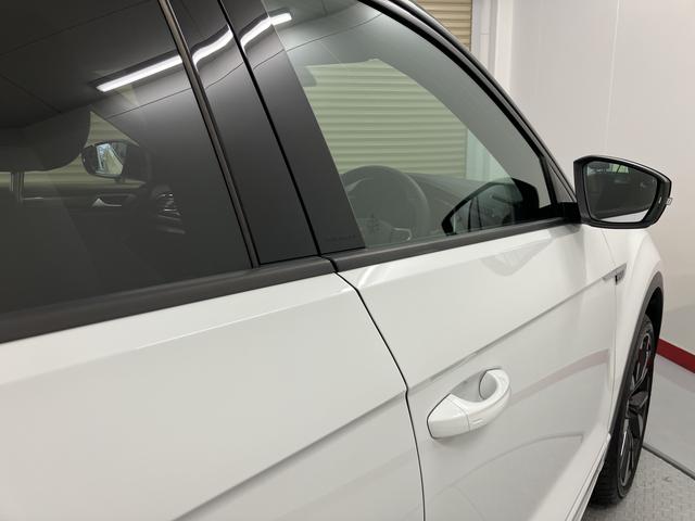 ＶＷ Ｔ−ロックＴＤＩ　４モーション　Ｒライン４ＷＤ　プッシュスタート　電動パーキングブレーキ　オートブレーキホールド　パーキングアシスト　コーナーセンサー　アイドリングストップ　電動リヤゲート　運転席・助手席シートヒーター　ＬＥＤヘッドライト（愛媛県）の中古車