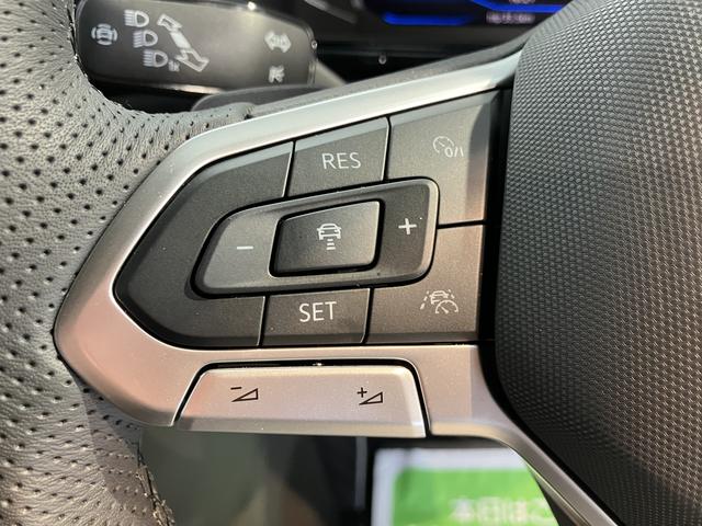 ＶＷ Ｔ−ロックＴＤＩ　４モーション　Ｒライン４ＷＤ　プッシュスタート　電動パーキングブレーキ　オートブレーキホールド　パーキングアシスト　コーナーセンサー　アイドリングストップ　電動リヤゲート　運転席・助手席シートヒーター　ＬＥＤヘッドライト（愛媛県）の中古車