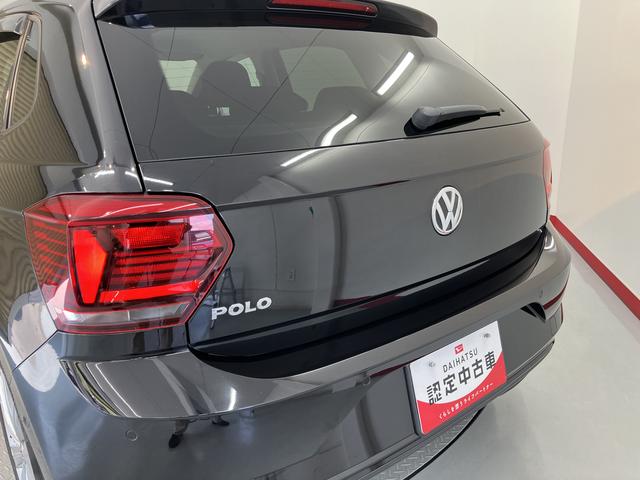 ＶＷ ポロＴＳＩハイラインプッシュスタート　アイドリングストップ　パークアシスト　コーナーセンサー　アダプティブクルーズコントロール　オートライト　ＬＥＤヘッドライト　フロントフォグランプ　リヤフォグランプ　ワイヤレス充電（愛媛県）の中古車