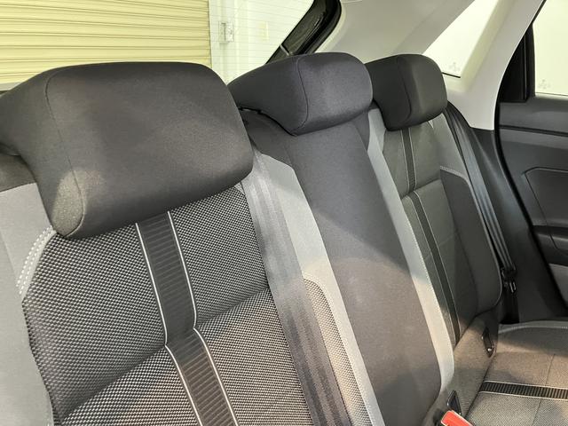 ＶＷ ポロＴＳＩハイラインプッシュスタート　アイドリングストップ　パークアシスト　コーナーセンサー　アダプティブクルーズコントロール　オートライト　ＬＥＤヘッドライト　フロントフォグランプ　リヤフォグランプ　ワイヤレス充電（愛媛県）の中古車