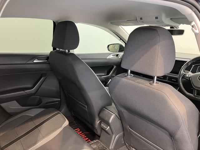 ＶＷ ポロＴＳＩハイラインプッシュスタート　アイドリングストップ　パークアシスト　コーナーセンサー　アダプティブクルーズコントロール　オートライト　ＬＥＤヘッドライト　フロントフォグランプ　リヤフォグランプ　ワイヤレス充電（愛媛県）の中古車