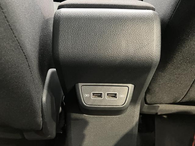 ＶＷ ポロＴＳＩハイラインプッシュスタート　アイドリングストップ　パークアシスト　コーナーセンサー　アダプティブクルーズコントロール　オートライト　ＬＥＤヘッドライト　フロントフォグランプ　リヤフォグランプ　ワイヤレス充電（愛媛県）の中古車