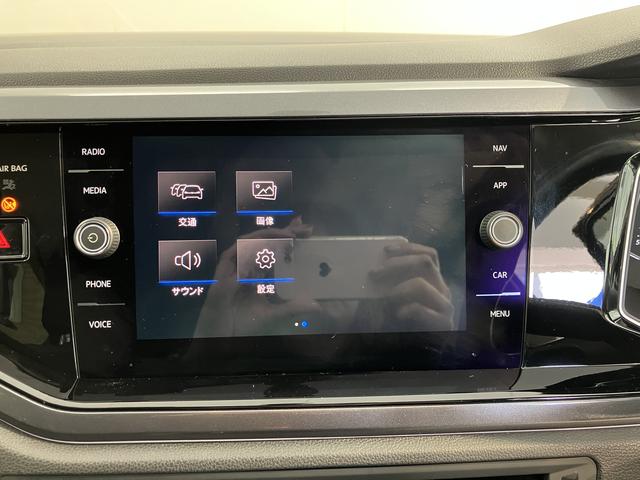 ＶＷ ポロＴＳＩハイラインプッシュスタート　アイドリングストップ　パークアシスト　コーナーセンサー　アダプティブクルーズコントロール　オートライト　ＬＥＤヘッドライト　フロントフォグランプ　リヤフォグランプ　ワイヤレス充電（愛媛県）の中古車
