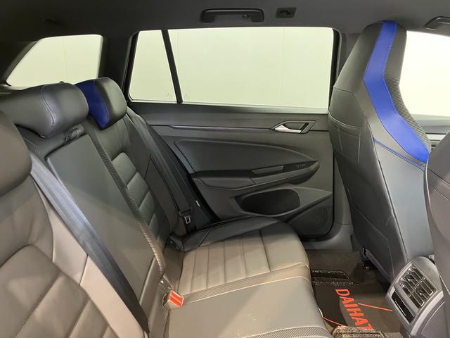 VW ゴルフRヴァリアントアドバンスヘッドアップディスプレイ 電動パーキングブレーキ オートブレーキホールド アダプティブクルーズコントロール 運転席助手席シートヒーター&エアコン ステアリングヒーター 電動リヤゲート プッシュスタート(愛媛県)の中古車