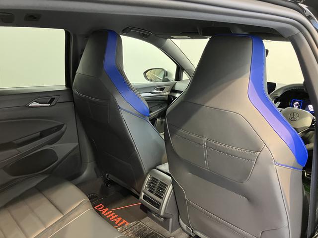 VW ゴルフRヴァリアントアドバンスヘッドアップディスプレイ 電動パーキングブレーキ オートブレーキホールド アダプティブクルーズコントロール 運転席助手席シートヒーター&エアコン ステアリングヒーター 電動リヤゲート プッシュスタート(愛媛県)の中古車