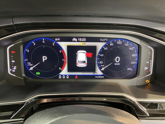 ＶＷ ポロＴＳＩスタイルプッシュスタート　アイドリングストップ　パークアシスト　コーナーセンサー　アダプティブクルーズコントロール　オートライト　オートマチックハイビーム　ＬＥＤヘッドライト　フロントフォグランプ（愛媛県）の中古車
