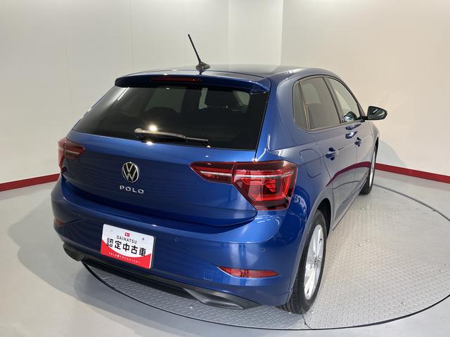 ＶＷ ポロＴＳＩスタイルプッシュスタート　アイドリングストップ　パークアシスト　コーナーセンサー　アダプティブクルーズコントロール　オートライト　オートマチックハイビーム　ＬＥＤヘッドライト　フロントフォグランプ（愛媛県）の中古車