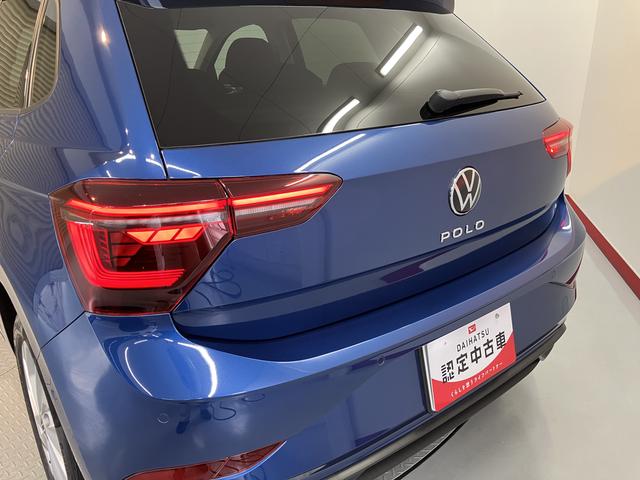 ＶＷ ポロＴＳＩスタイルプッシュスタート　アイドリングストップ　パークアシスト　コーナーセンサー　アダプティブクルーズコントロール　オートライト　オートマチックハイビーム　ＬＥＤヘッドライト　フロントフォグランプ（愛媛県）の中古車