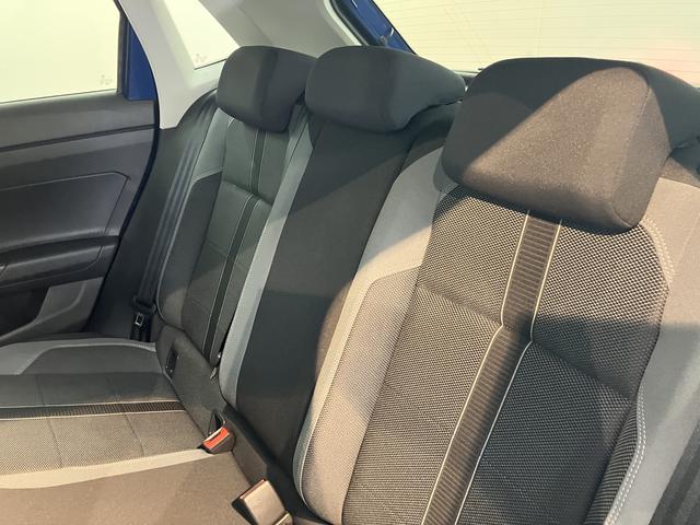 ＶＷ ポロＴＳＩスタイルプッシュスタート　アイドリングストップ　パークアシスト　コーナーセンサー　アダプティブクルーズコントロール　オートライト　オートマチックハイビーム　ＬＥＤヘッドライト　フロントフォグランプ（愛媛県）の中古車