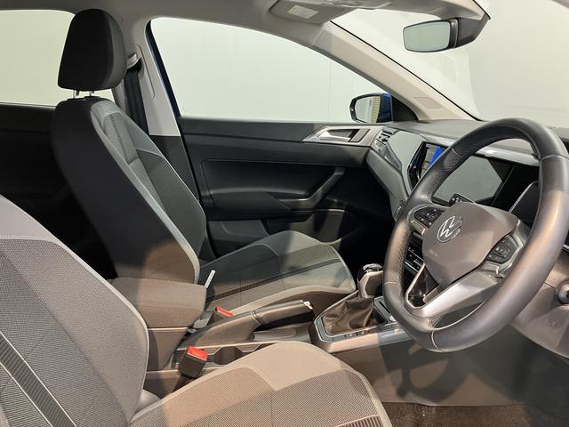 ＶＷ ポロＴＳＩスタイルプッシュスタート　アイドリングストップ　パークアシスト　コーナーセンサー　アダプティブクルーズコントロール　オートライト　オートマチックハイビーム　ＬＥＤヘッドライト　フロントフォグランプ（愛媛県）の中古車