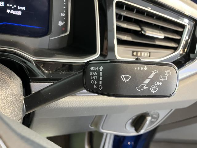 ＶＷ ポロＴＳＩスタイルプッシュスタート　アイドリングストップ　パークアシスト　コーナーセンサー　アダプティブクルーズコントロール　オートライト　オートマチックハイビーム　ＬＥＤヘッドライト　フロントフォグランプ（愛媛県）の中古車