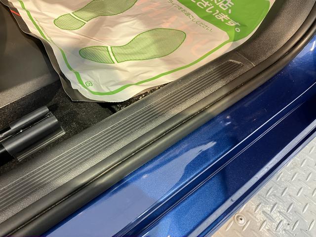 ＶＷ ポロＴＳＩスタイルプッシュスタート　アイドリングストップ　パークアシスト　コーナーセンサー　アダプティブクルーズコントロール　オートライト　オートマチックハイビーム　ＬＥＤヘッドライト　フロントフォグランプ（愛媛県）の中古車