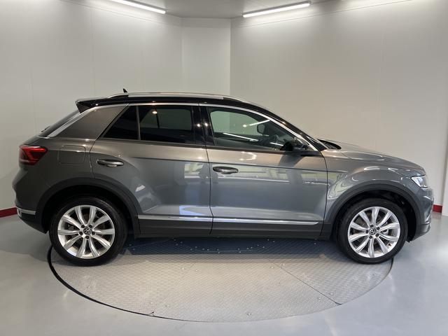 ＶＷ Ｔ−ロックＴＤＩ　スポーツプッシュスタート　コーナーセンサー　アイドリングストップ　オートクルーズコントロール　電動リヤゲート　オートライト　オートマチックハイビーム　ＬＥＤヘッドライト　フロントフォグランプ　リヤフォグランプ（愛媛県）の中古車