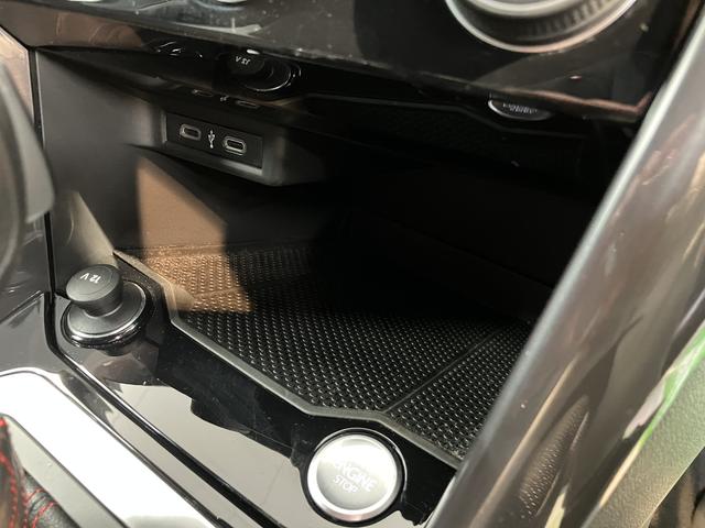 ＶＷ Ｔ−ロックＴＤＩ　スポーツプッシュスタート　コーナーセンサー　アイドリングストップ　オートクルーズコントロール　電動リヤゲート　オートライト　オートマチックハイビーム　ＬＥＤヘッドライト　フロントフォグランプ　リヤフォグランプ（愛媛県）の中古車