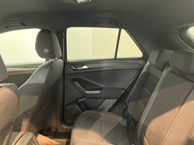 ＶＷ Ｔ−ロックＴＤＩ　スポーツプッシュスタート　コーナーセンサー　アイドリングストップ　オートクルーズコントロール　電動リヤゲート　オートライト　オートマチックハイビーム　ＬＥＤヘッドライト　フロントフォグランプ　リヤフォグランプ（愛媛県）の中古車