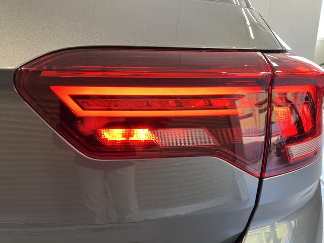 ＶＷ Ｔ−ロックＴＤＩ　スポーツプッシュスタート　コーナーセンサー　アイドリングストップ　オートクルーズコントロール　電動リヤゲート　オートライト　オートマチックハイビーム　ＬＥＤヘッドライト　フロントフォグランプ　リヤフォグランプ（愛媛県）の中古車