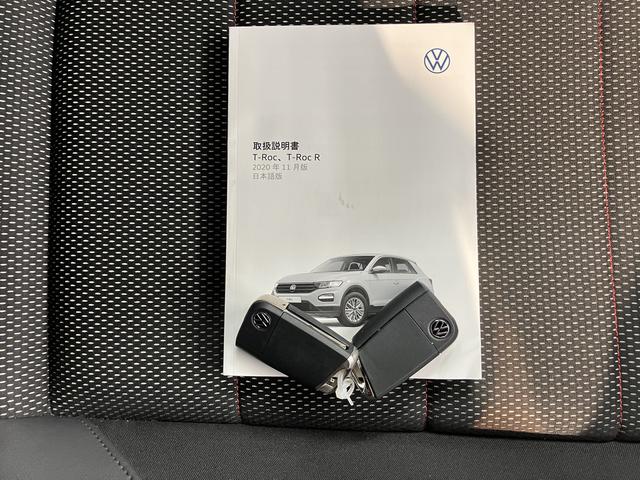 ＶＷ Ｔ−ロックＴＤＩ　スポーツプッシュスタート　コーナーセンサー　アイドリングストップ　オートクルーズコントロール　電動リヤゲート　オートライト　オートマチックハイビーム　ＬＥＤヘッドライト　フロントフォグランプ　リヤフォグランプ（愛媛県）の中古車