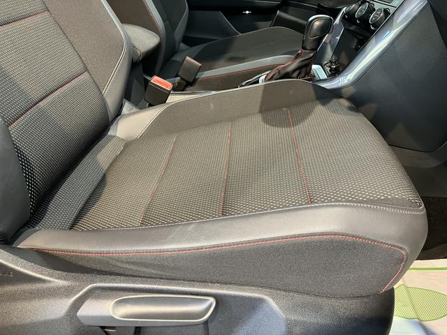 ＶＷ Ｔ−ロックＴＤＩ　スポーツプッシュスタート　コーナーセンサー　アイドリングストップ　オートクルーズコントロール　電動リヤゲート　オートライト　オートマチックハイビーム　ＬＥＤヘッドライト　フロントフォグランプ　リヤフォグランプ（愛媛県）の中古車