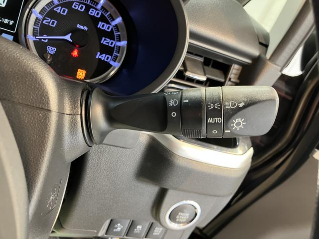 ムーヴカスタム　ＲＳ　ハイパーＳＡプッシュスタート　アイドリングストップ　オートライト　ＬＥＤヘッドライト　フロントフォグランプ　ベンチシート　盗難防止装置　純正ナビ　ＣＤ　ＤＶＤ　ＳＤ　Ｂｌｕｅｔｏｏｔｈ　ＵＳＢ　フルセグＴＶ（愛媛県）の中古車