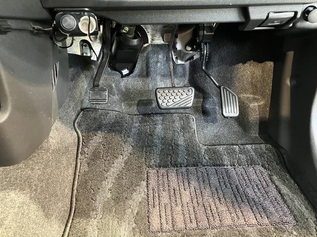 ムーヴカスタム　ＲＳ　ハイパーＳＡプッシュスタート　アイドリングストップ　オートライト　ＬＥＤヘッドライト　フロントフォグランプ　ベンチシート　盗難防止装置　純正ナビ　ＣＤ　ＤＶＤ　ＳＤ　Ｂｌｕｅｔｏｏｔｈ　ＵＳＢ　フルセグＴＶ（愛媛県）の中古車