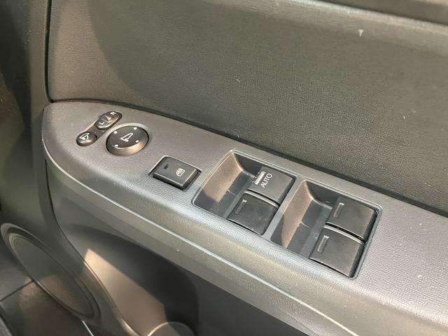 Ｎ−ＯＮＥＧ・Ｌパッケージ２ＷＤ　プッシュスタート　ベンチシート　オートライト　ＬＥＤヘッドライト　盗難防止装置　ＥＣＯＮ　純正ナビ　ＣＤ　ＤＶＤ　ＵＳＢ　ＳＤ　ワンセグＴＶ　バックカメラ　純正ＥＴＣ車載器（愛媛県）の中古車