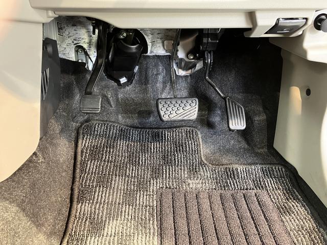 ムーヴＬ　ＳＡIII２ＷＤ　ベンチシート　アイドリングストップ　ハロゲンヘッドライト　　オートマチックハイビーム　盗難防止装置　純正ＤＶＤチューナー　ＣＤ　ＤＶＤ　マニュアルエアコン　運転席・助手席エアバック（愛媛県）の中古車