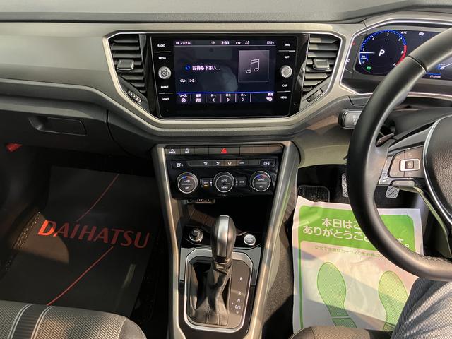 ＶＷ Ｔ−ロックＴＤＩ　スタイル純正ナビ　バックカメラ　地上デジタルＴＶ　ＥＴＣ　プッシュスタート　ＬＥＤヘッドライト　オートライト　クルーズコントロール　電動パーキング　ディーゼルターボ　アイドリングストップ（愛媛県）の中古車