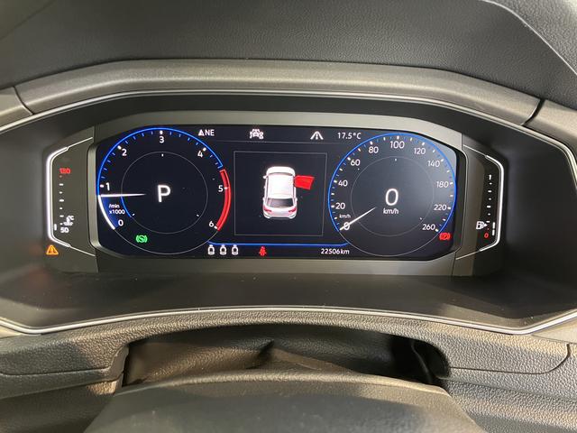 ＶＷ Ｔ−ロックＴＤＩ　スタイル純正ナビ　バックカメラ　地上デジタルＴＶ　ＥＴＣ　プッシュスタート　ＬＥＤヘッドライト　オートライト　クルーズコントロール　電動パーキング　ディーゼルターボ　アイドリングストップ（愛媛県）の中古車