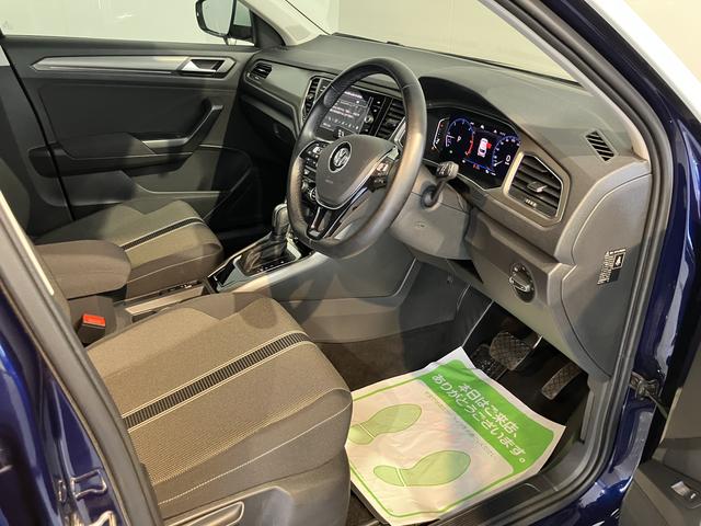 ＶＷ Ｔ−ロックＴＤＩ　スタイル純正ナビ　バックカメラ　地上デジタルＴＶ　ＥＴＣ　プッシュスタート　ＬＥＤヘッドライト　オートライト　クルーズコントロール　電動パーキング　ディーゼルターボ　アイドリングストップ（愛媛県）の中古車