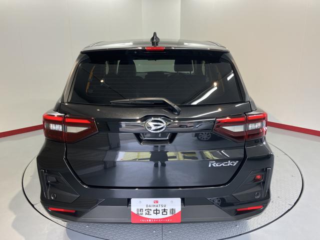 ロッキープレミアム純正ナビ バックカメラ 地上デジタルTV ETC プッシュスタート キーフリーシステム 前席シートヒーター LEDヘッドライト オートライト クルーズコントロール スマートアシスト(愛媛県)の中古車