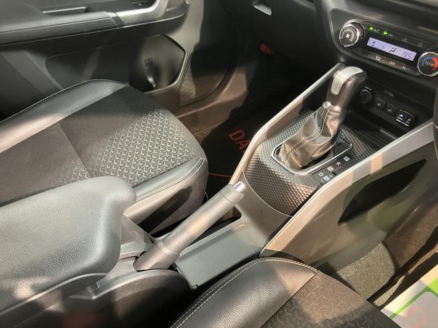 ロッキープレミアム純正ナビ バックカメラ 地上デジタルTV ETC プッシュスタート キーフリーシステム 前席シートヒーター LEDヘッドライト オートライト クルーズコントロール スマートアシスト(愛媛県)の中古車