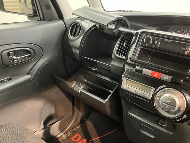 タントカスタムＸスペシャル社外ＣＤ　ＵＳＢ　左側電動スライドドア　アイドリングストップ　ベンチシート　ディスチャージヘッドライト　キーフリーシステム　電動格納ドアミラー　オートエアコン　パワステ　パワーウィンドウ（愛媛県）の中古車