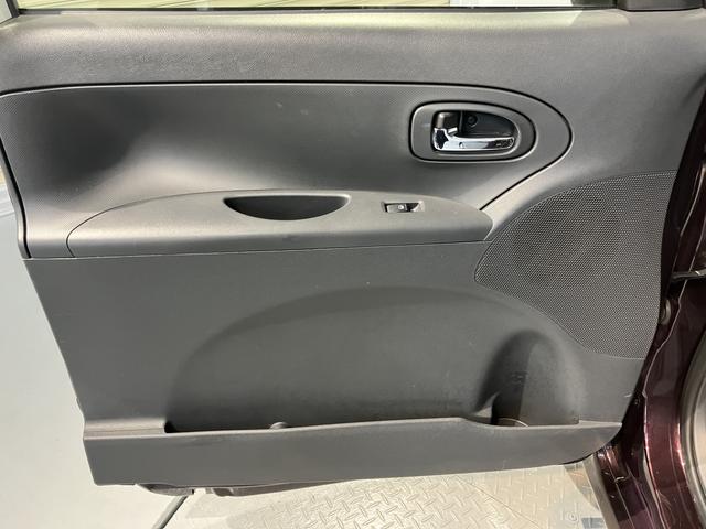 タントカスタムＸスペシャル社外ＣＤ　ＵＳＢ　左側電動スライドドア　アイドリングストップ　ベンチシート　ディスチャージヘッドライト　キーフリーシステム　電動格納ドアミラー　オートエアコン　パワステ　パワーウィンドウ（愛媛県）の中古車